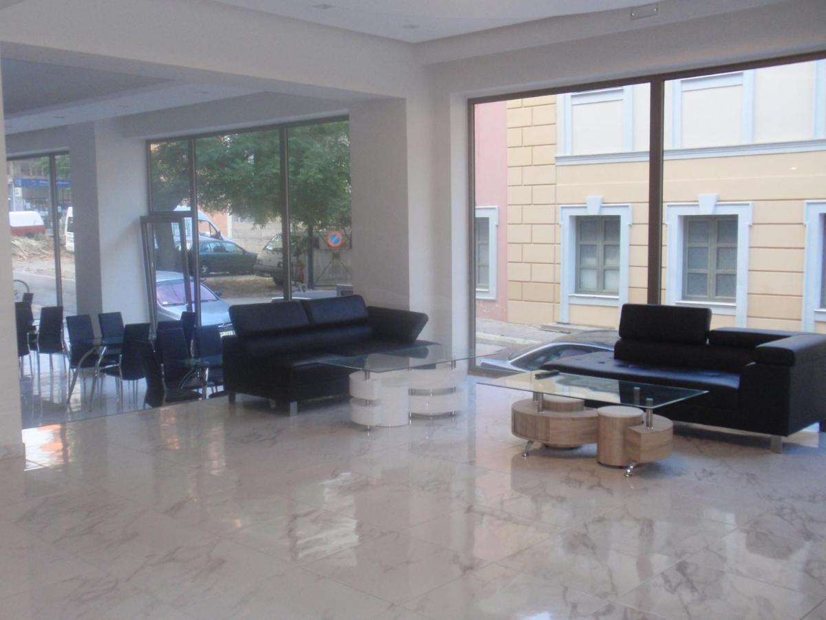 Hotel Banbus Loutra Edipsou  Esterno foto