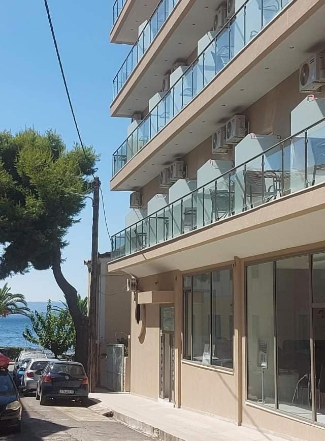 Hotel Banbus Loutra Edipsou  Esterno foto
