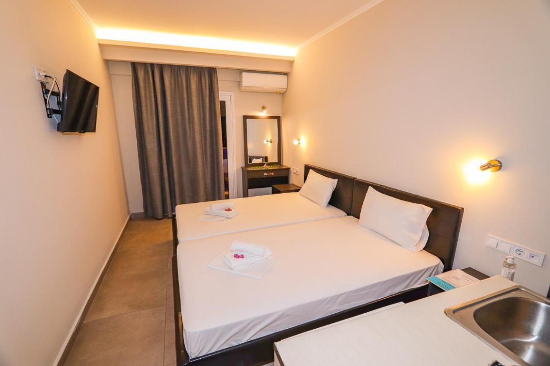 Hotel Banbus Loutra Edipsou  Esterno foto